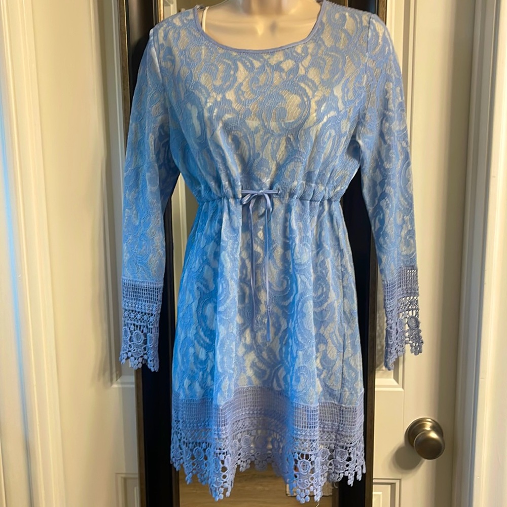 Empire waist lace dress